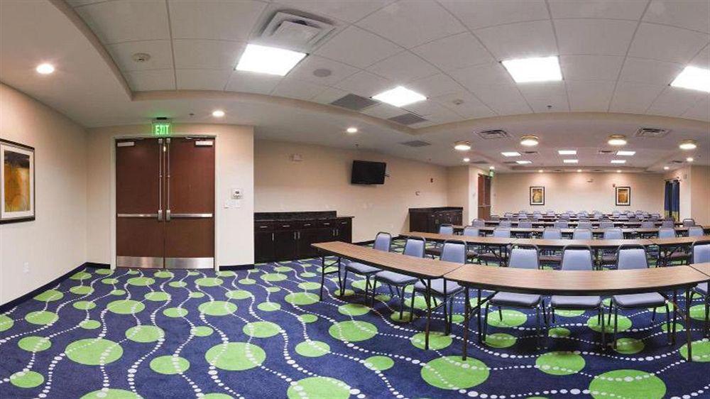 Holiday Inn Express Hotel & Suites Atlanta Airport West - Camp Creek By Ihg מראה חיצוני תמונה