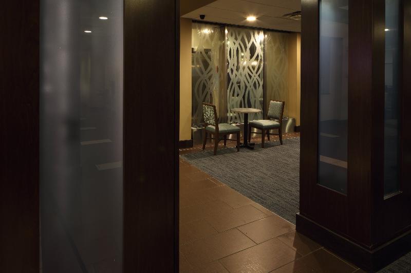Holiday Inn Express Hotel & Suites Atlanta Airport West - Camp Creek By Ihg מראה חיצוני תמונה